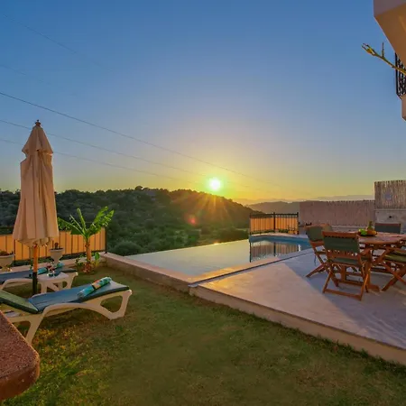 Toucano Peaceful With Nature View, Pool And Jacuzzi Kalkan