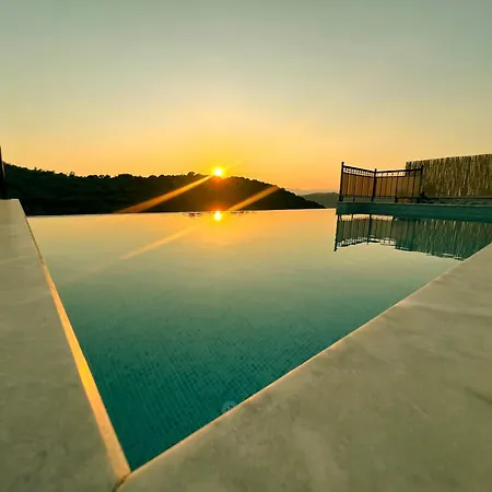 Toucano Peaceful With Nature View, Pool And Jacuzzi Villa Kalkan
