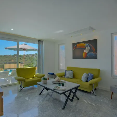 Toucano Peaceful With Nature View, Pool And Jacuzzi